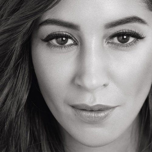 Transparent Leila Bekhti Volume Million